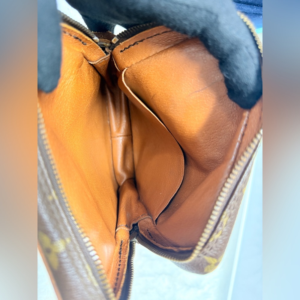 Louis Vuitton Monogram Danube Crossbody Bag - Picture 2 of 11
